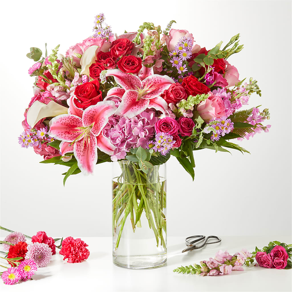 Swooning Over You - A Luxury Florist Original – TOWN CENTER FLORIST & GIFTS INC, Orlando FL