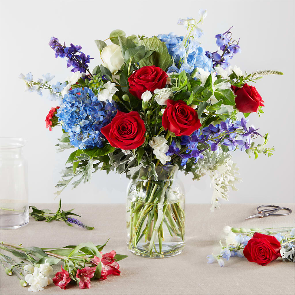 Star Spangled - A Florist Original – TOWN CENTER FLORIST & GIFTS INC, Orlando FL
