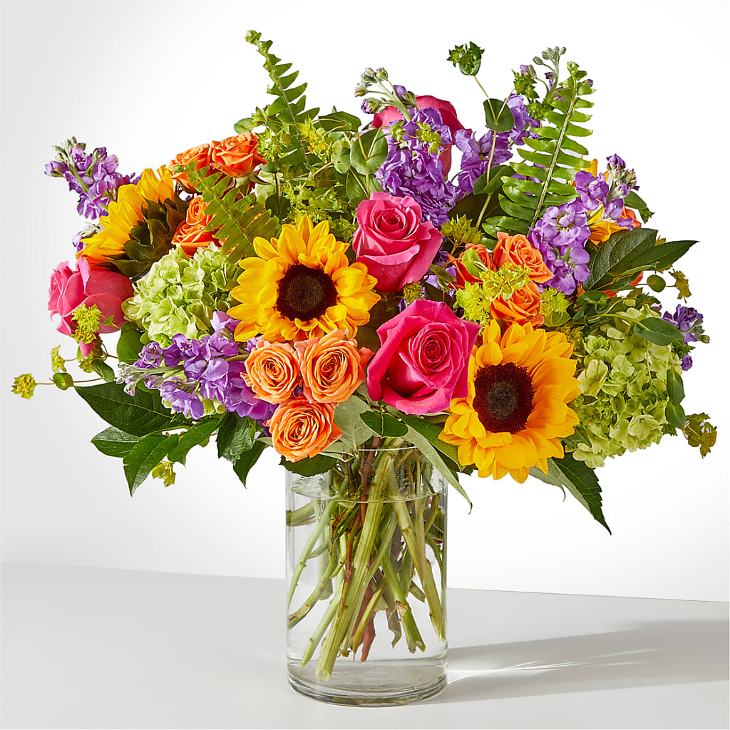 Vibrant Greetings Bouquet – TOWN CENTER FLORIST & GIFTS INC, Orlando FL