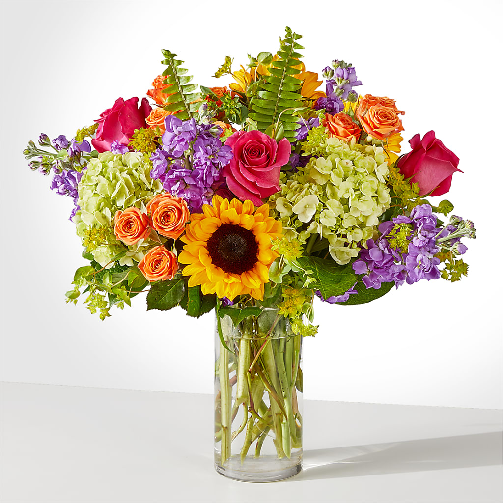 Vibrant Greetings Bouquet – TOWN CENTER FLORIST & GIFTS INC, Orlando FL