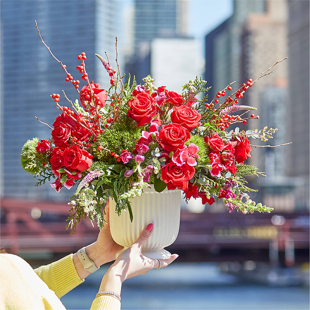 Big Red Bow Bouquet – TOWN CENTER FLORIST & GIFTS INC, Orlando FL