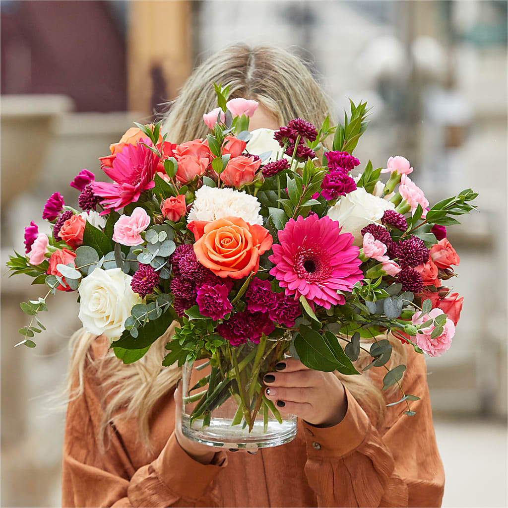 Smell the Roses Bouquet – TOWN CENTER FLORIST & GIFTS INC, Orlando FL