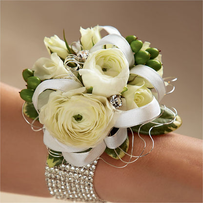 White Wedding Corsage – TOWN CENTER FLORIST & GIFTS INC, Orlando FL